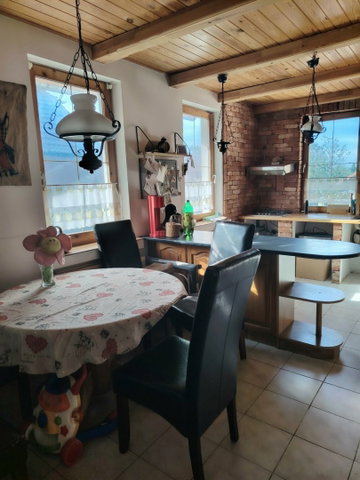 Kiadó családi ház, albérlet, Ivánon 170 E Ft / hó, 3 szobás