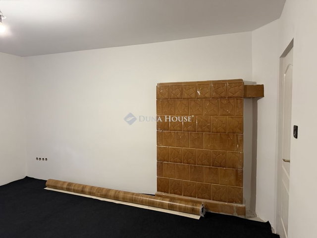 Eladó családi ház, Nagysimonyin 28.6 M Ft, 4 szobás