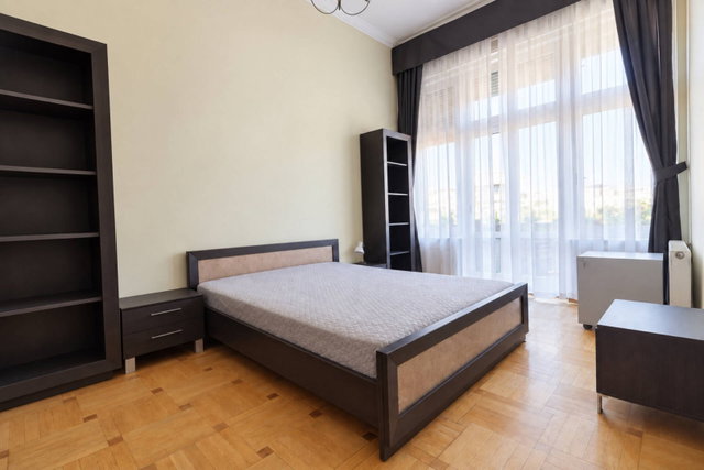 Eladó téglalakás, Budapesten, IX. kerületben 126.9 M Ft