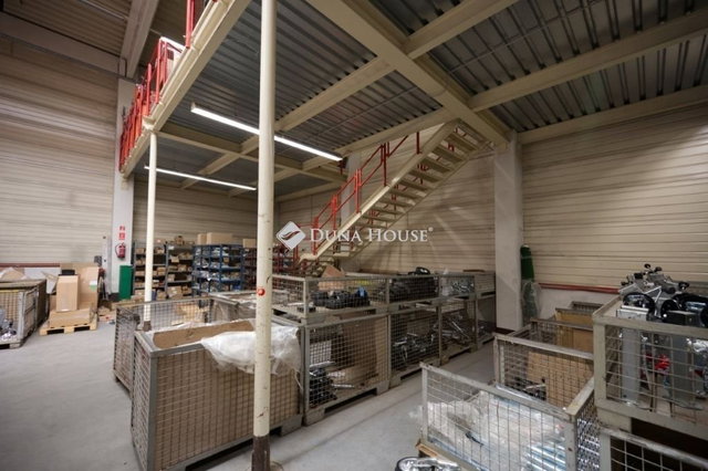Eladó ipari ingatlan, Alsónémediben 798.6 M Ft