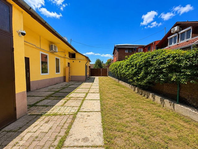 Eladó családi ház, Budapesten, IV. kerületben, Szabadkai utcában