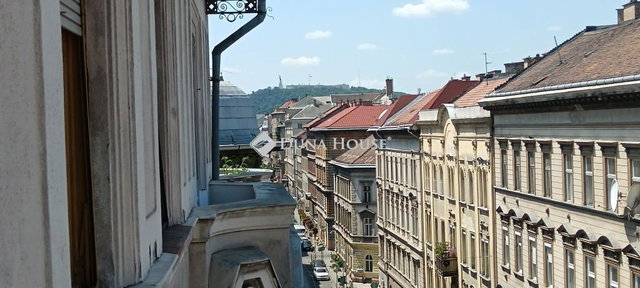 Eladó téglalakás, Budapesten, VII. kerületben, Dohány utcában