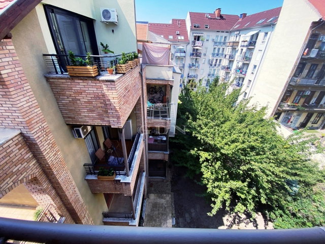 Eladó téglalakás, Budapesten, IX. kerületben 30 M Ft, 2 szobás