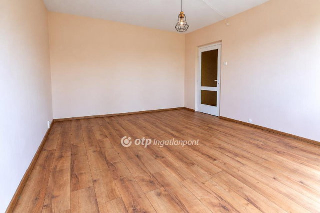 Eladó panellakás, Budapesten, XXI. kerületben 53 M Ft, 2 szobás