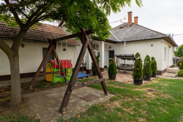 Eladó családi ház, Nagyhegyesen 57.9 M Ft, 2 szobás