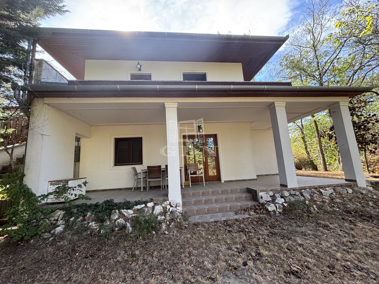Családi ház · 3 hálószoba · 80 m² · 350.000 Ft