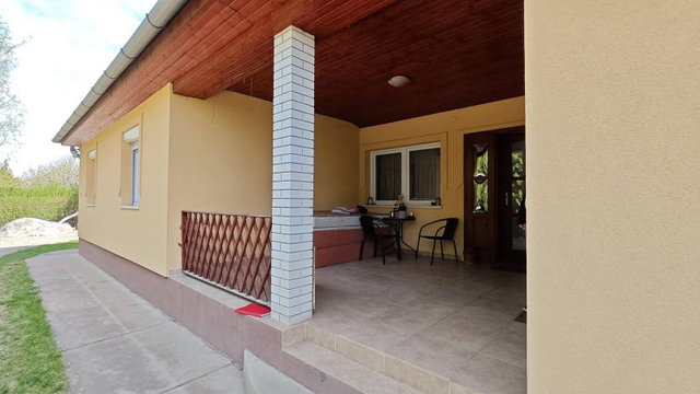 Eladó családi ház, Pilisen 82 M Ft, 5 szobás