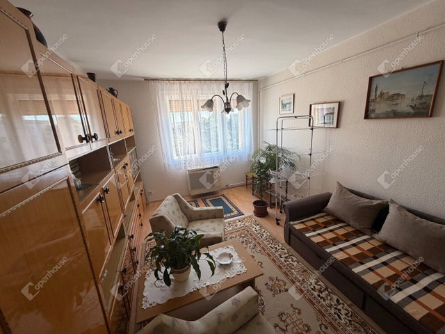 Eladó téglalakás, Nagykanizsán 30.5 M Ft, 2 szobás
