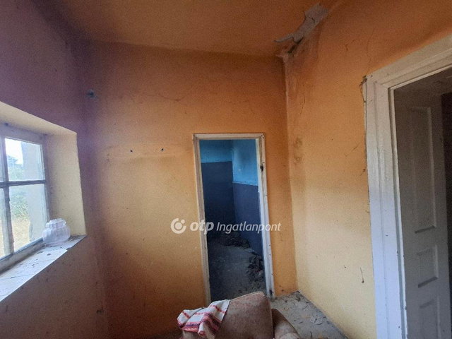 Eladó családi ház, Egerfarmoson 5 M Ft, 2+1 szobás