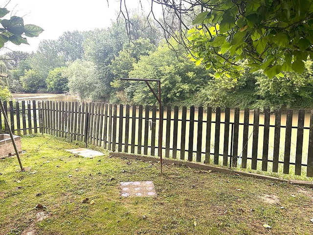 Eladó nyaraló, Püspökmolnárin 19.9 M Ft, 2 szobás