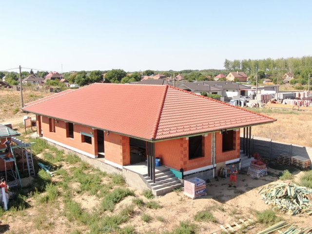 Eladó ikerház, Hajdúsámsonon 79.5 M Ft, 4 szobás