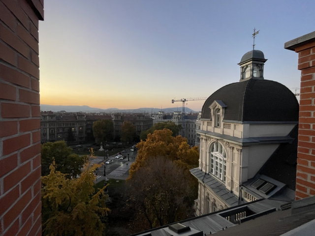 Eladó téglalakás, Budapesten, VI. kerületben 250 M Ft, 4 szobás