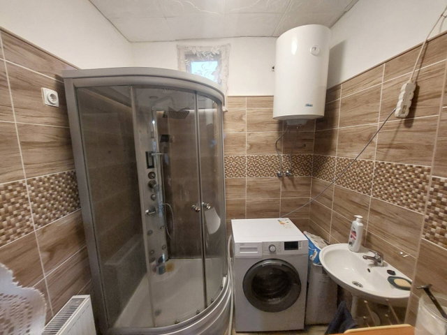 Eladó családi ház, Szalaszenden 15.5 M Ft, 2 szobás