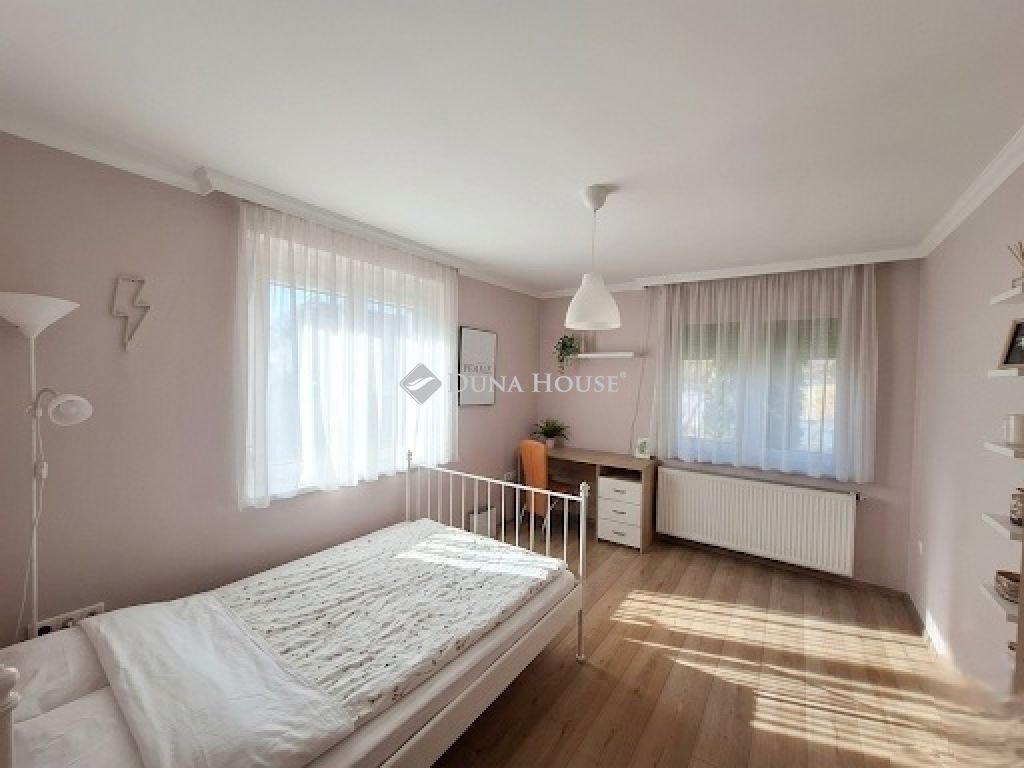 4 bed · 130m² · 155.000.000 ft