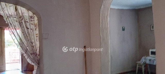 Eladó családi ház, Kaposváron 12 M Ft, 2+1 szobás