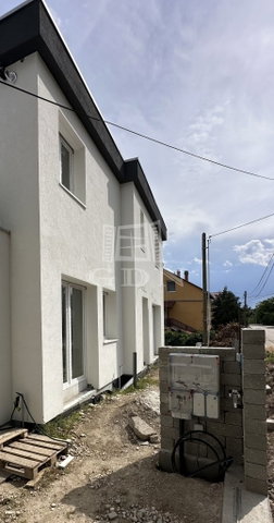 Eladó sorház, Érden 135 M Ft, 3+1 szobás / költözzbe.hu