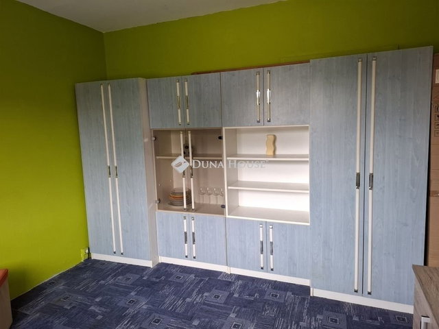 Eladó panellakás, Hódmezővásárhelyen 39.9 M Ft, 2 szobás