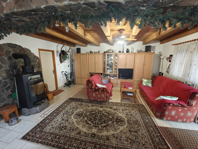 Eladó családi ház, Mogyoródon 108 M Ft, 5 szobás