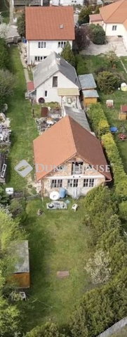 Eladó családi ház, Székesfehérvárott 119.9 M Ft, 8 szobás