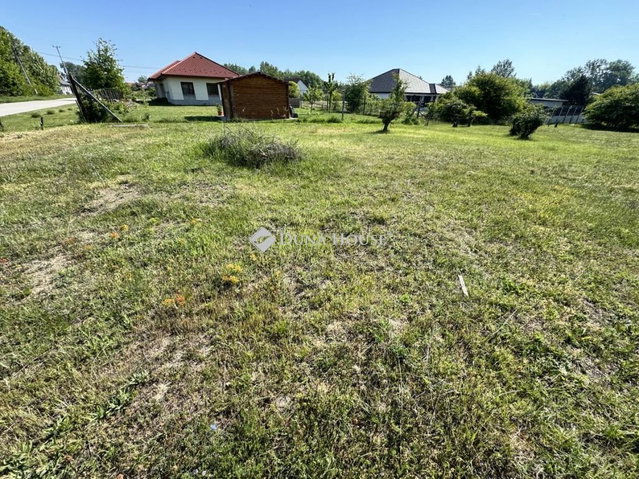 Eladó telek, Szigetmonostorban, Füzeserdő utcában 29.9 M Ft