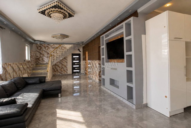 Eladó családi ház, Esztergomban, Temesvári úton 49.9 M Ft