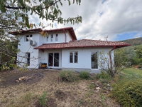 Eladó családi ház, Szentendrén 139.9 M Ft, 4 szobás