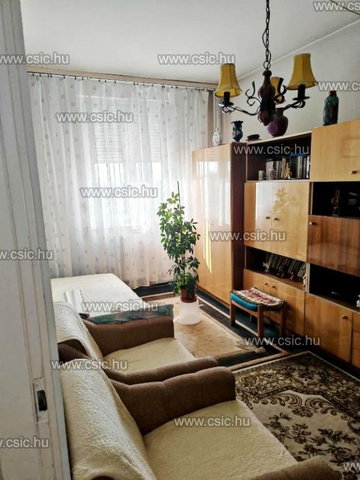 Eladó panellakás, Budapesten, XV. kerületben 65 M Ft, 2+1 szobás