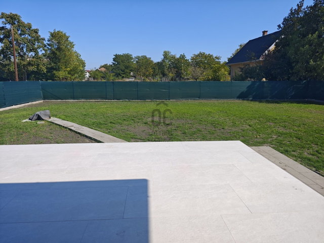 Eladó családi ház, Tökölön 129.9 M Ft, 4 szobás