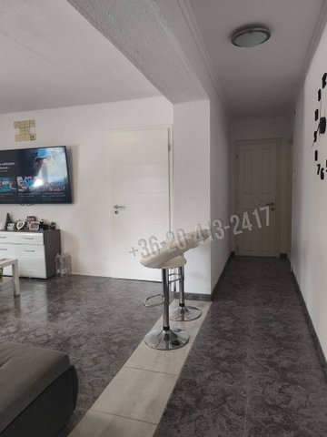 Eladó családi ház, Szigethalmon 119.9 M Ft, 5 szobás