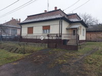 Eladó családi ház, Nagylócon 23.99 M Ft, 3 szobás