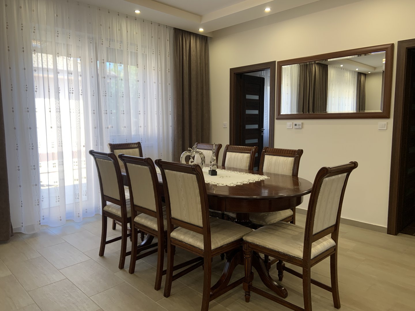 3 bed · 127m² · 154.900.000 ft