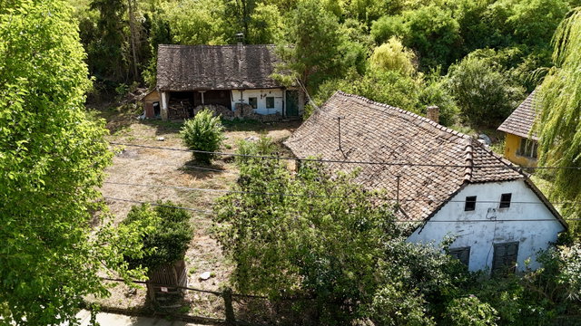 Eladó családi ház, Kalaznón 10.5 M Ft, 5+1 szobás
