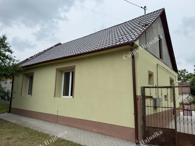 Eladó családi ház, Zagyvarékason 25.8 M Ft, 2 szobás