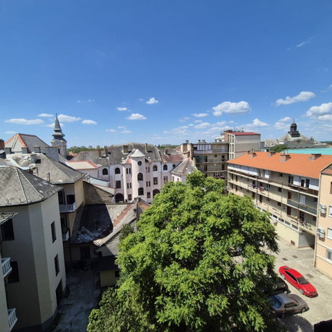 Eladó téglalakás, Kecskeméten, Kossuth téren 47.9 M Ft