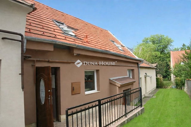 Eladó sorház, Sopronban 67 M Ft, 3 szobás / költözzbe.hu