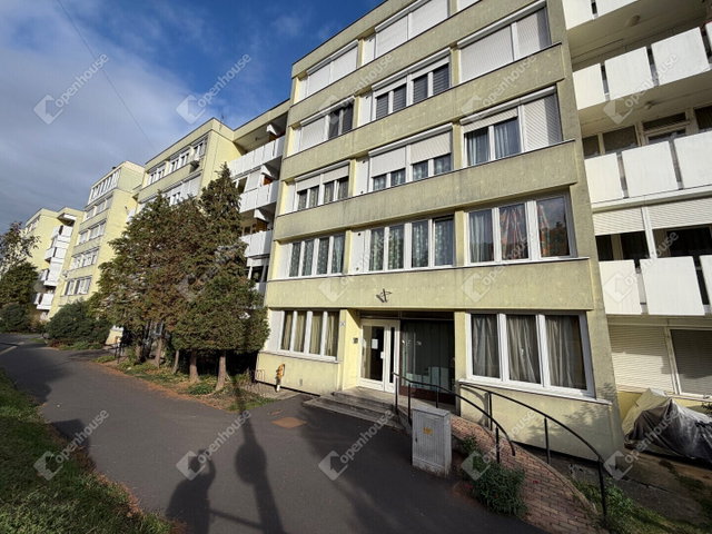 Eladó téglalakás, Zalaegerszegen 38.5 M Ft, 2 szobás