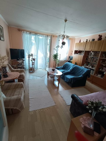 Eladó panellakás, Veszprémben 49.5 M Ft, 2 szobás