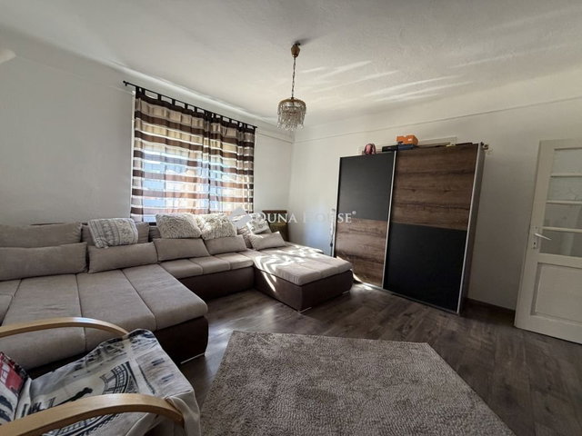 Eladó családi ház, Pilisszentlászlón 89 M Ft, 3 szobás