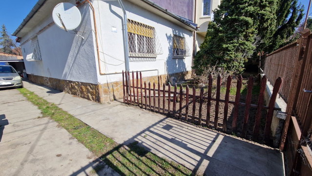 Eladó családi ház, Budapesten, XIV. kerületben, Egressy úton