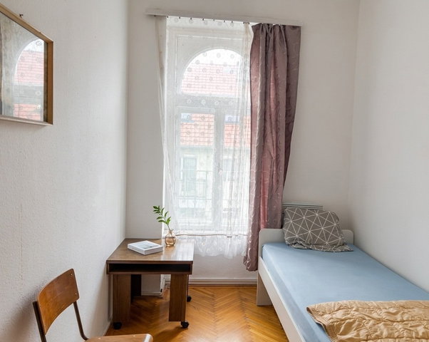 Eladó téglalakás, Budapesten, VIII. kerületben 65 M Ft, 4 szobás