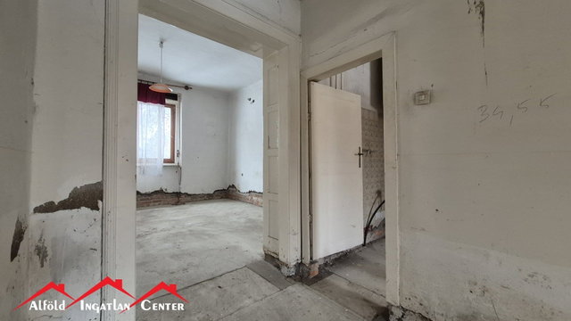 Eladó családi ház, Békéscsabán 39.9 M Ft, 3 szobás