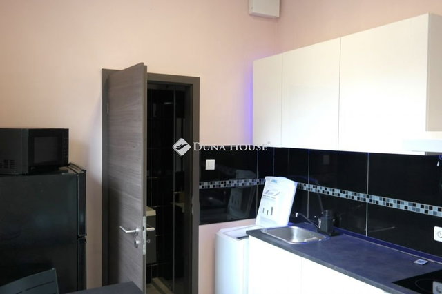Eladó téglalakás, Budapesten, XX. kerületben 43 M Ft, 1 szobás