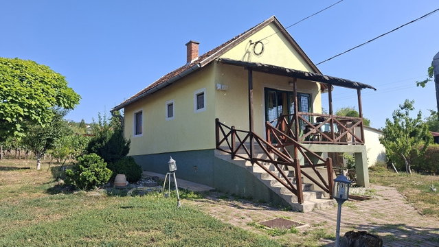 Eladó nyaraló, Lovason 58 M Ft, 1 szobás / költözzbe.hu