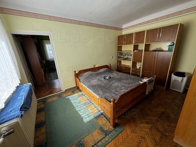 Eladó családi ház, Porrogszentkirályon 18 M Ft, 3 szobás