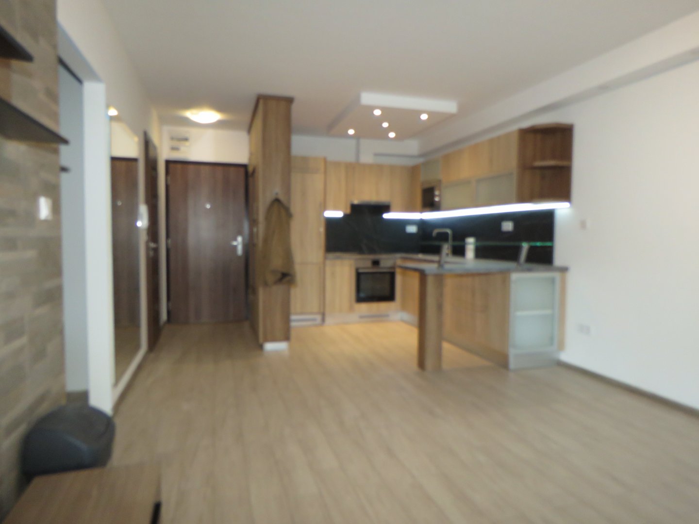 Téglalakás · 2 hálószoba · 38 m² · 200.000 Ft