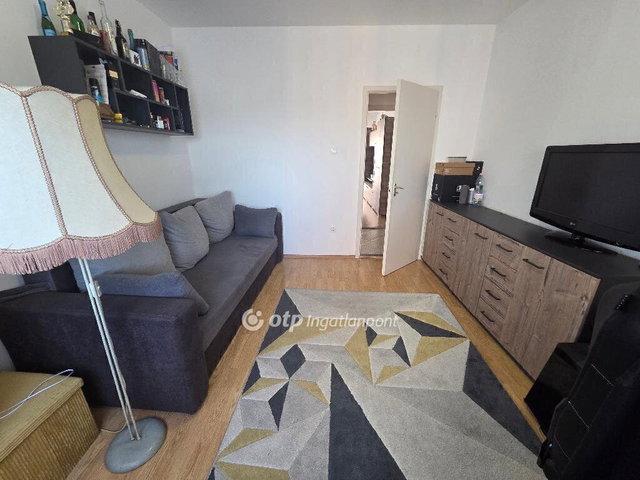 Eladó panellakás, Miskolcon 33.5 M Ft, 2 szobás