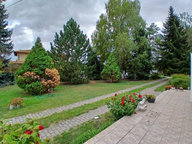Eladó családi ház, Kisbajcson 125 M Ft, 4 szobás