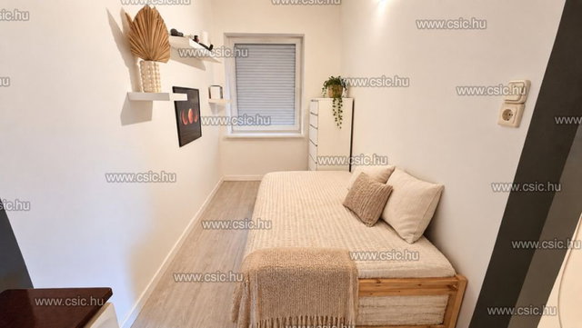 Eladó téglalakás, Budapesten, II. kerületben 89 M Ft, 1+1 szobás