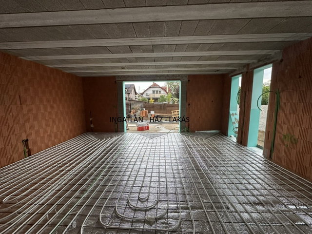 Eladó családi ház, Veresegyházon 144.9 M Ft, 5 szobás