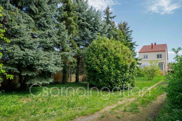 Eladó családi ház, Csornán 84.9 M Ft, 4 szobás